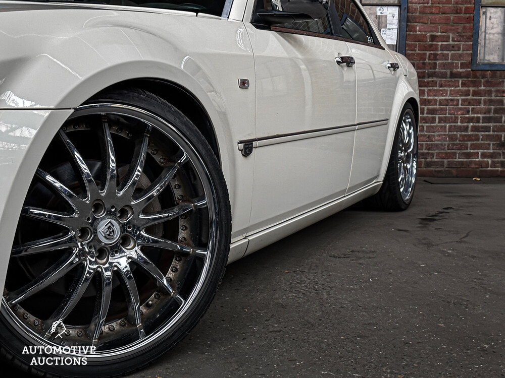 Chrystler 300C HEMI 5.7 V8 340pk 2005 -Youngtimer-