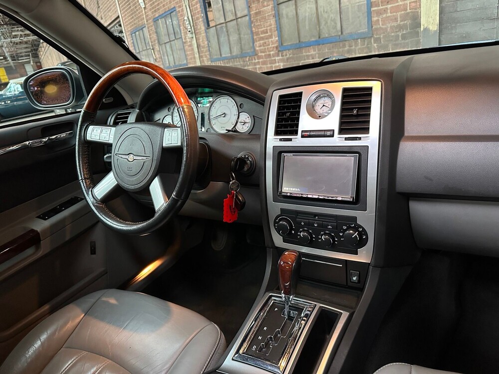 Chrystler 300C HEMI 5.7 V8 340pk 2005 -Youngtimer-