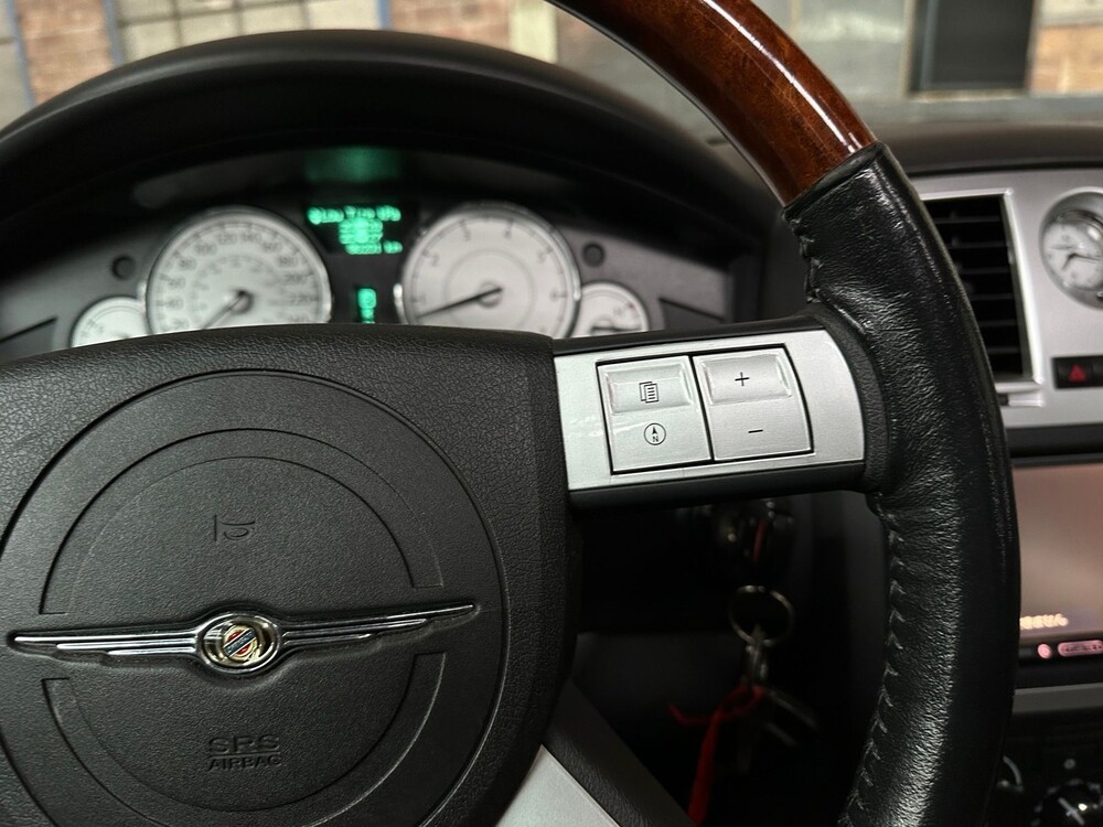 Chrystler 300C HEMI 5.7 V8 340pk 2005 -Youngtimer-