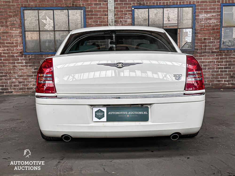 Chrystler 300C HEMI 5.7 V8 340pk 2005 -Youngtimer-