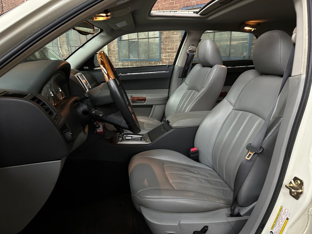 Chrystler 300C HEMI 5.7 V8 340pk 2005 -Youngtimer-