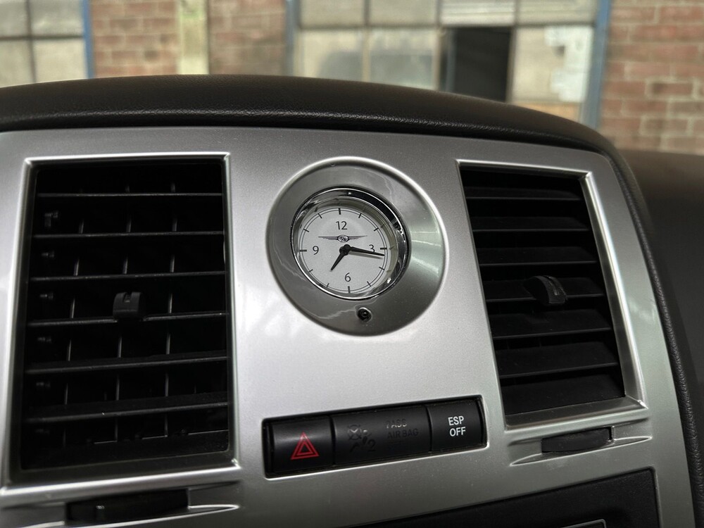 Chrystler 300C HEMI 5.7 V8 340pk 2005 -Youngtimer-