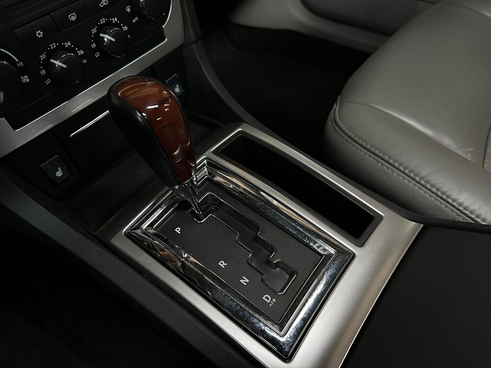 Chrystler 300C HEMI 5.7 V8 340pk 2005 -Youngtimer-