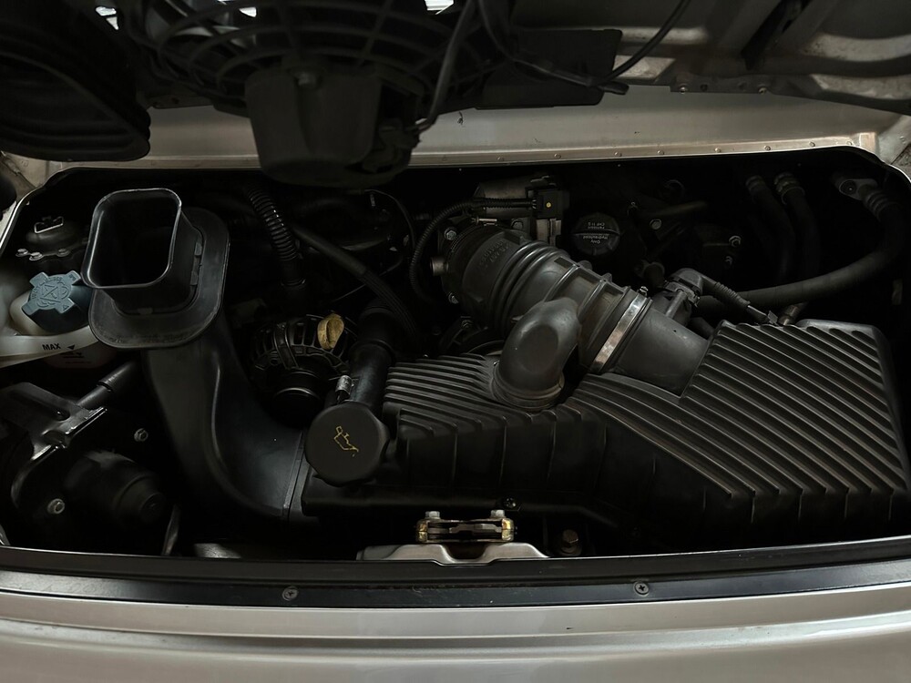 Porsche 911 996.2 Coupé Carrera 4S 3.6 -Hangeschakeld- 320pk 2002, 49-NTB-9