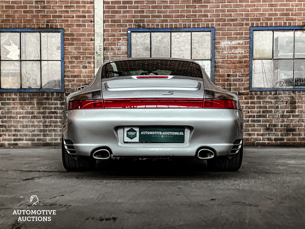 Porsche 911 996.2 Coupé Carrera 4S 3.6 -Hangeschakeld- 320pk 2002, 49-NTB-9