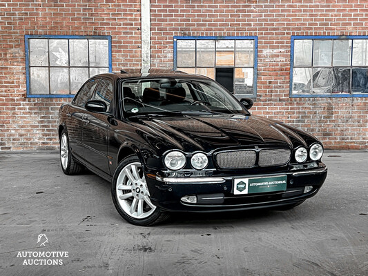 Jaguar XJ 4.2 V8 Super 396hp 2003, TX-524-X