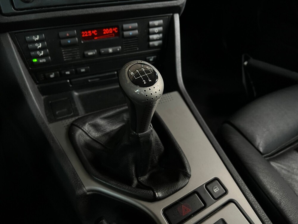 BMW 525i Touring Edition E39 5-serie 201pk 2003, 12-RSV-6 -Youngtimer-