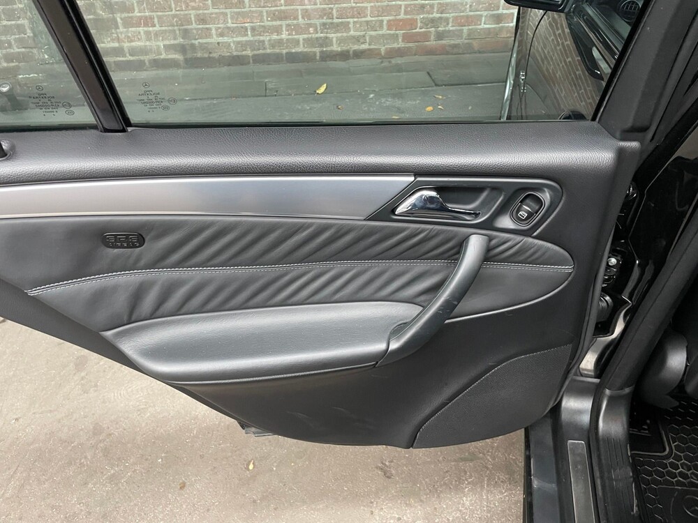 Mercedes-Benz C55 AMG 5.5 V8 C-Klasse 367PS 2006 -Youngtimer-