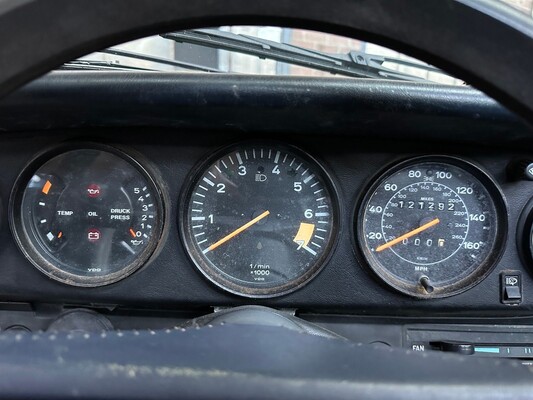 Porsche 911 Targa 207hp 1985 -Youngtimer-