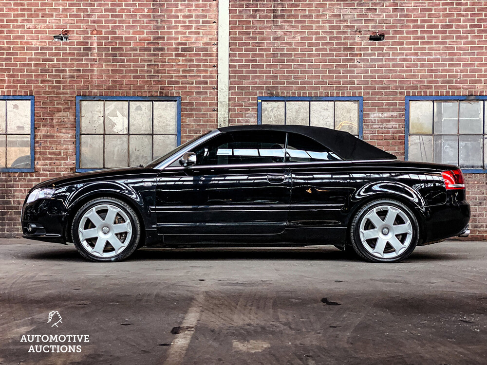 Audi S4 Cabriolet 4.2 V8 344pk 2005 -Youngtimer-