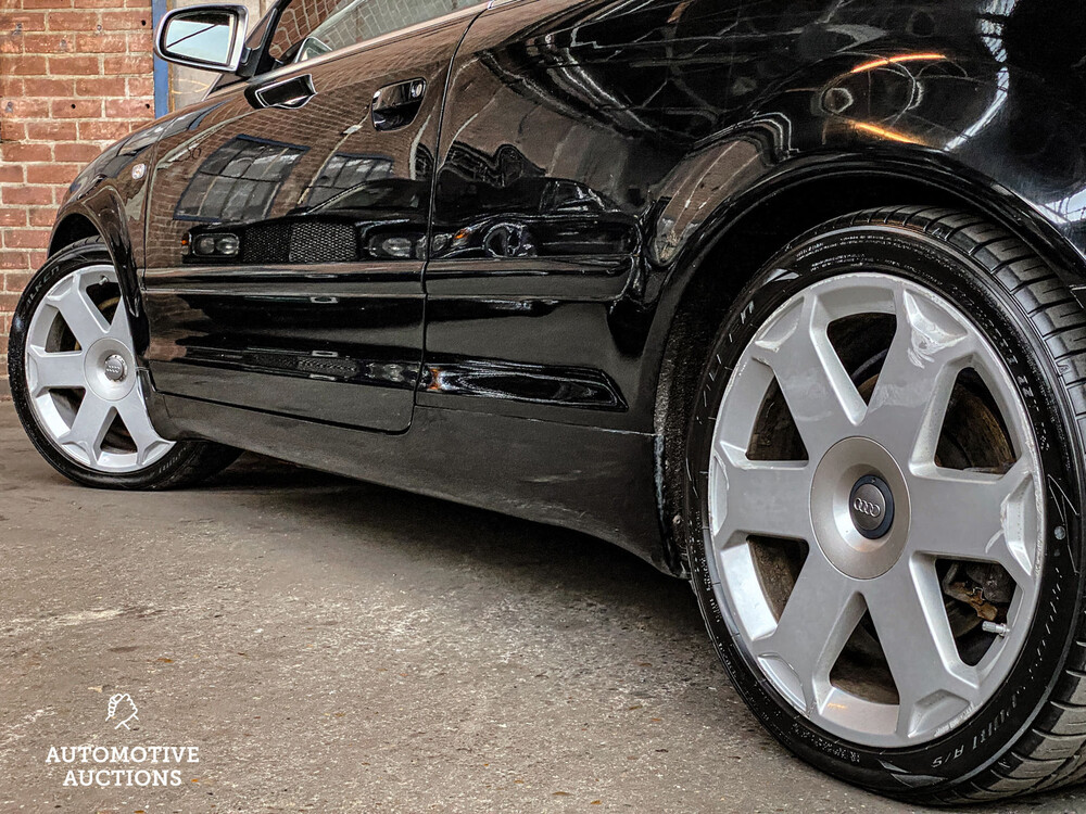 Audi S4 Cabriolet 4.2 V8 344pk 2005 -Youngtimer-