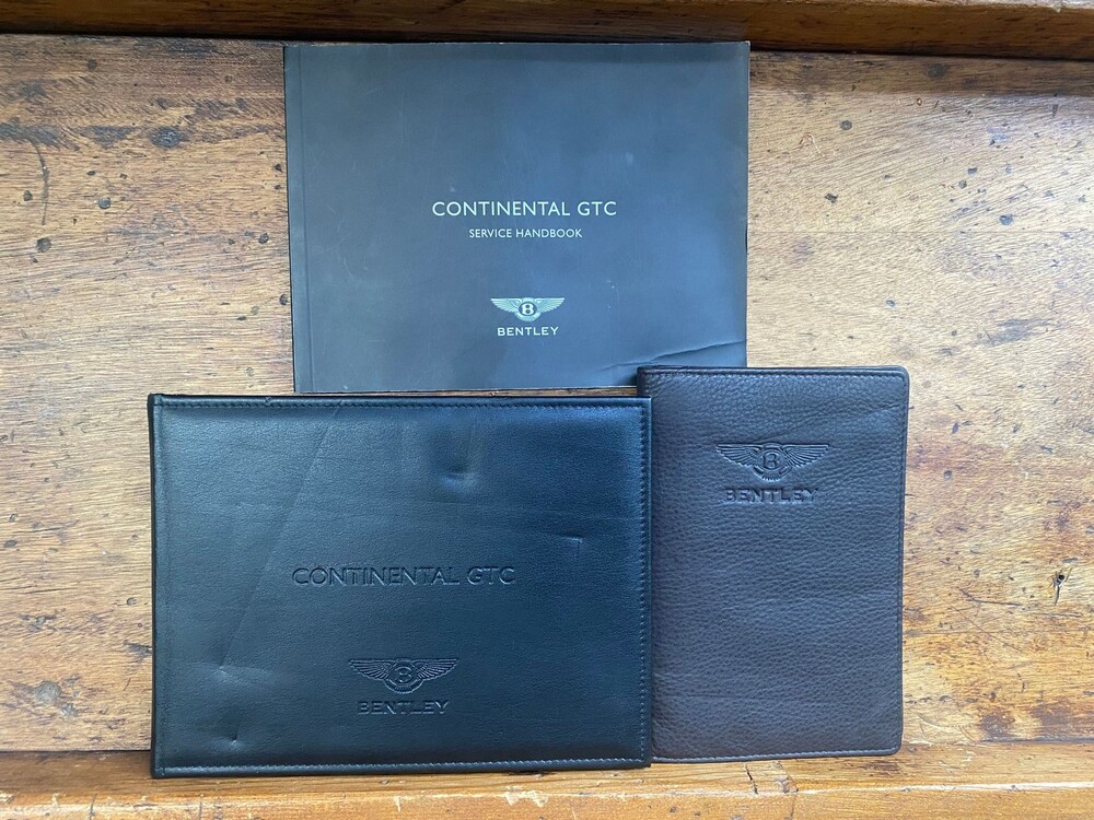 Bentley Continental GTC 6.0 W12 Cabriolet Facelift 560pk (British Racing Green) , 38-KFR-7