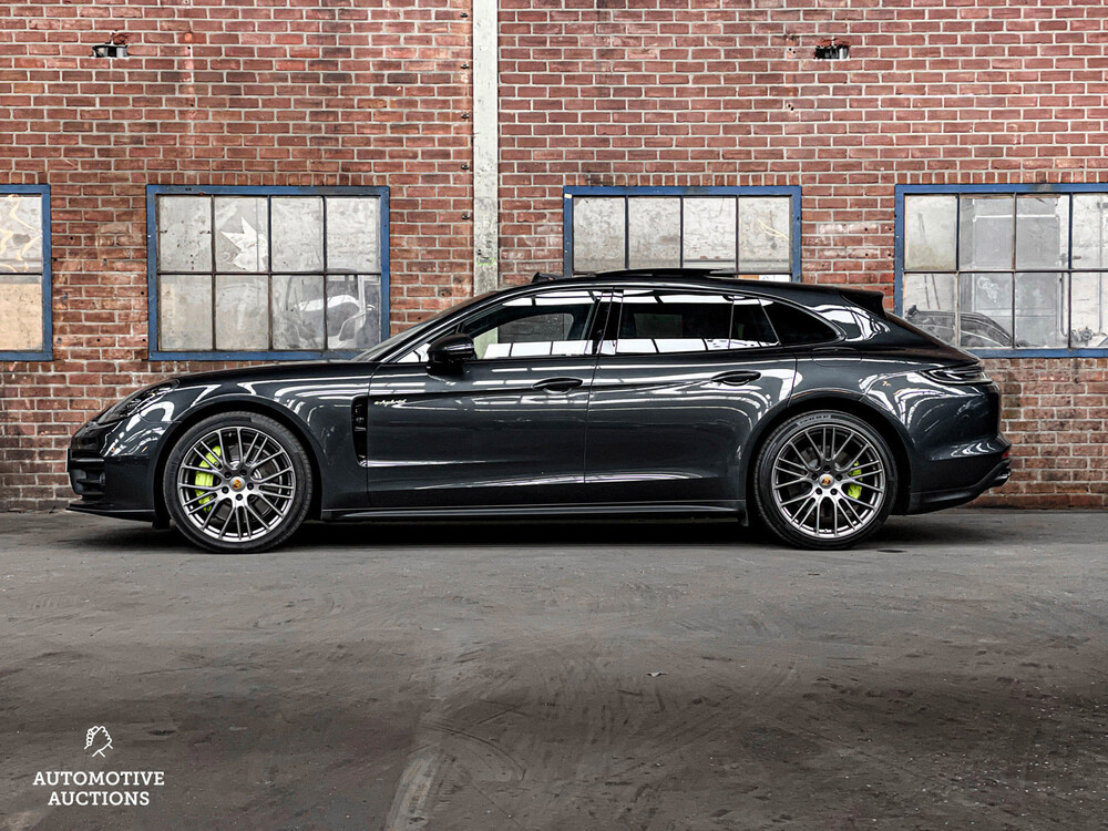 Porsche Panamera Sport Turismo 4 E-Hybrid Sport-Chrono 2.9 V6 -FACELIFT- Platinum Edition 462pk 2021, N-329-PK
