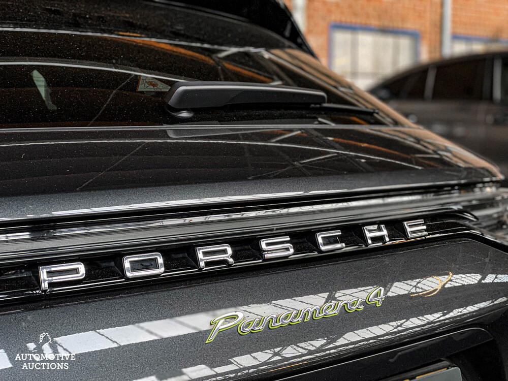 Porsche Panamera Sport Turismo 4 E-Hybrid Sport-Chrono 2.9 V6 -FACELIFT- Platinum Edition 462pk 2021, N-329-PK