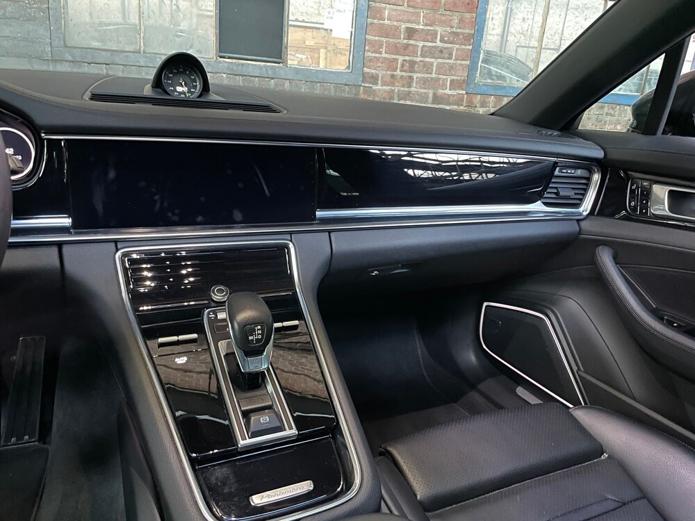 Porsche Panamera Sport Turismo 4 E-Hybrid Sport-Chrono 2.9 V6 -FACELIFT- Platinum Edition 462pk 2021, N-329-PK