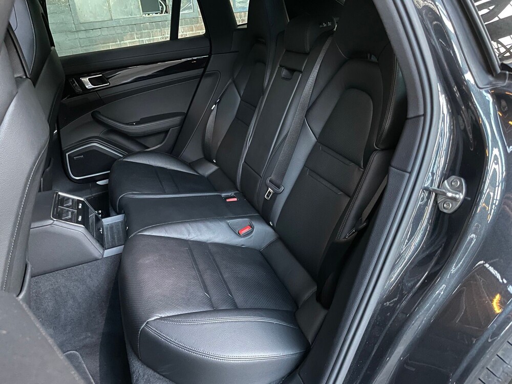 Porsche Panamera Sport Turismo 4 E-Hybrid Sport-Chrono 2.9 V6 -FACELIFT- Platinum Edition 462pk 2021, N-329-PK