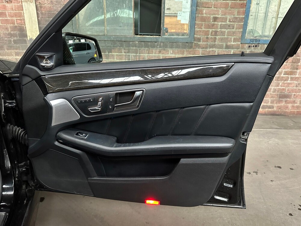 Mercedes-Benz E500 AMG 4Matic 4.6 V8 E-klasse 408pk 2013, H-726-FK