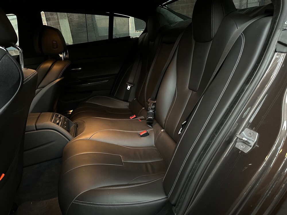 BMW M6 Gran Coupé 4.4 V8 560pk 2013 F06, 9-KLD-90
