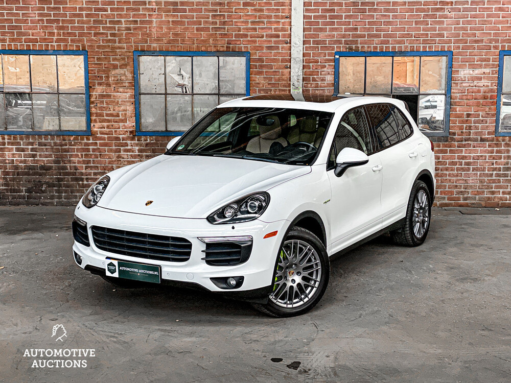 Porsche Cayenne 3.0 S E-Hybrid Platinum Edition 333PS 2016, H-372-HK