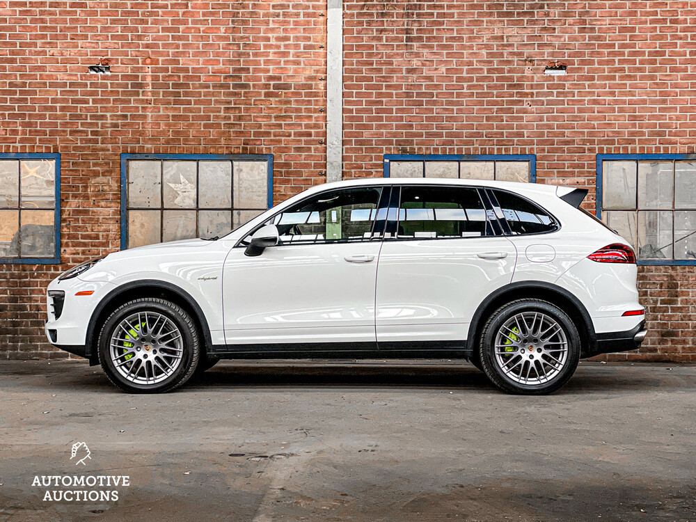 Porsche Cayenne 3.0 S E-Hybrid Platinum Edition 333pk 2016, H-372-HK