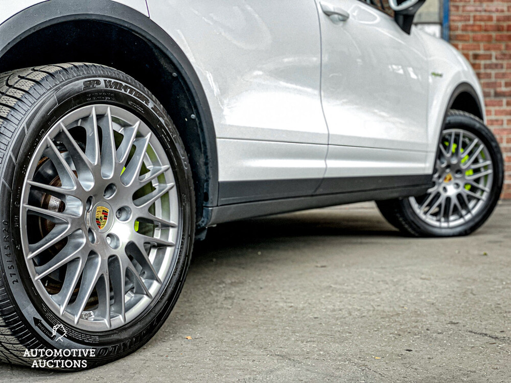 Porsche Cayenne 3.0 S E-Hybrid Platinum Edition 333pk 2016, H-372-HK