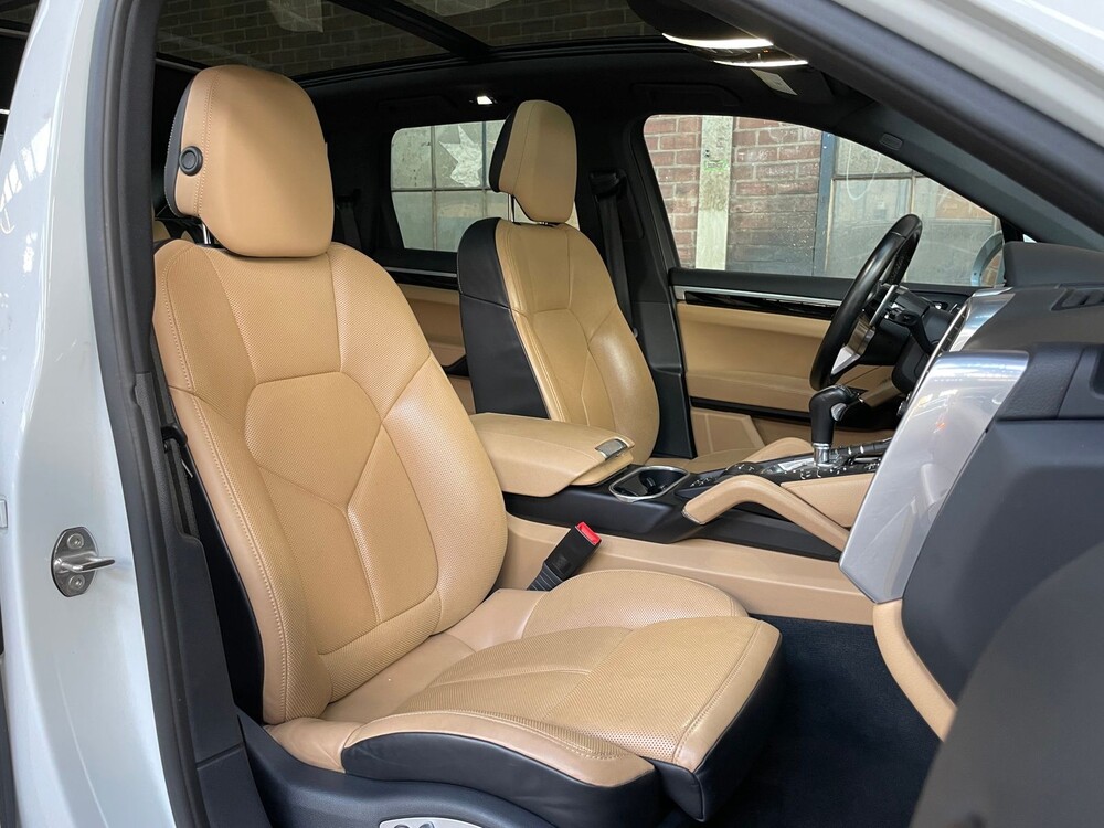 Porsche Cayenne 3.0 S E-Hybrid Platinum Edition 333pk 2016, H-372-HK