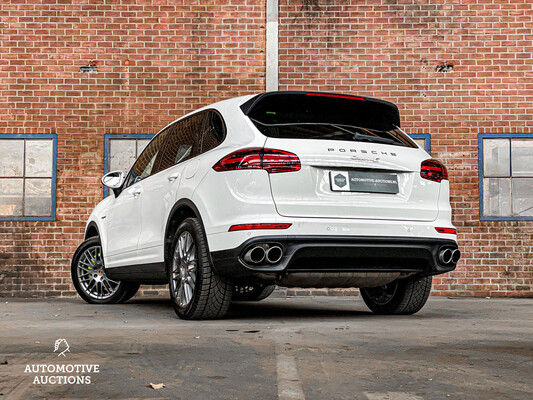 Porsche Cayenne 3.0 S E-Hybrid Platinum Edition 333hp 2016, H-372-HK