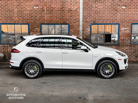 Porsche Cayenne 3.0 S E-Hybrid Platinum Edition 333hp 2016, H-372-HK