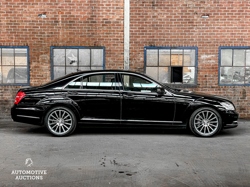 Mercedes-Benz S-Class 500 4-Matic Long 387hp 2011, T-593-ZJ