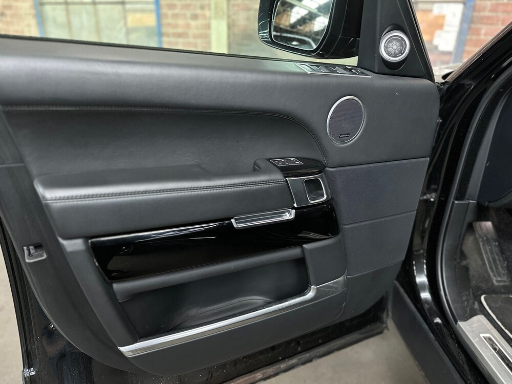 Land Rover Range Rover Hybrid 3.0 SDV6 340hp Autobiography President 2015, K-728-JS