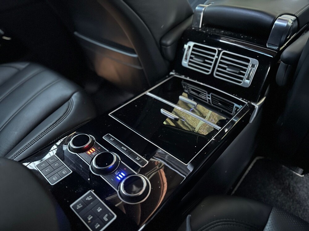 Land Rover Range Rover Hybrid 3.0 SDV6 340hp Autobiography President 2015, K-728-JS