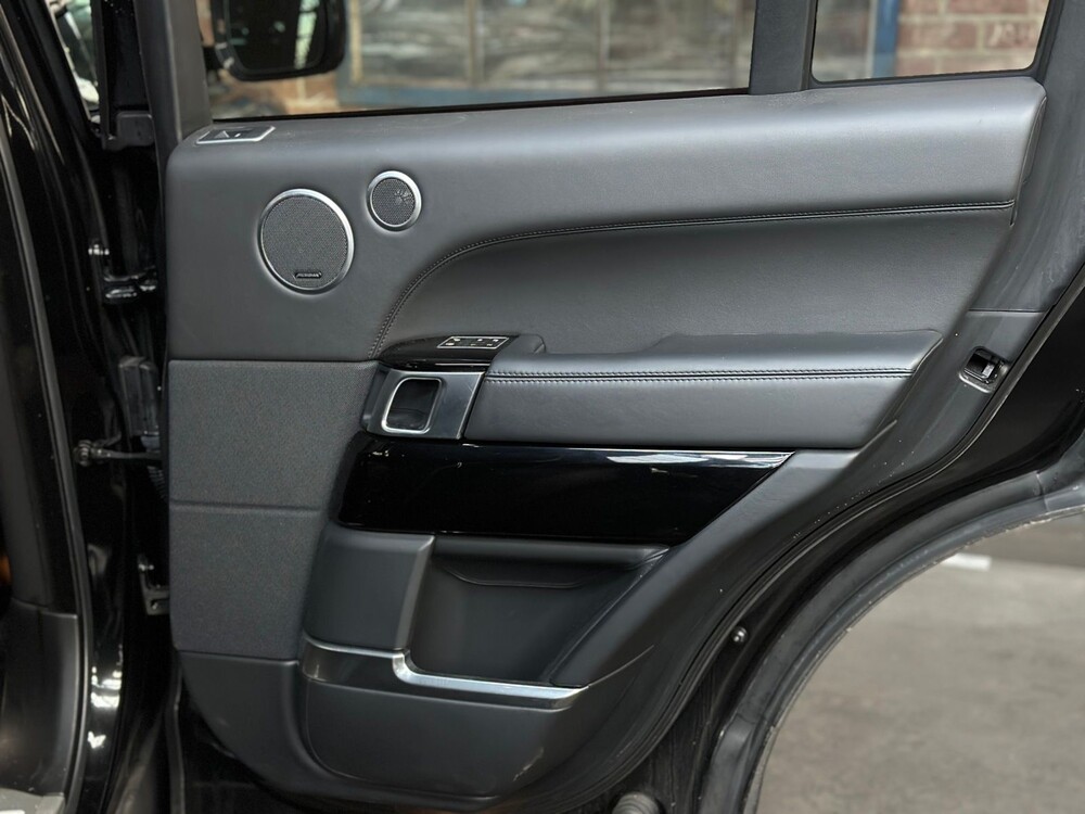 Land Rover Range Rover Hybrid 3.0 SDV6 340hp Autobiography President 2015, K-728-JS