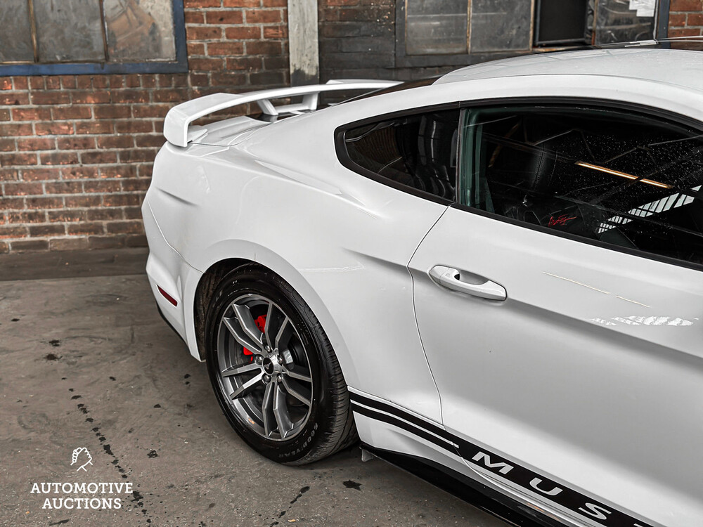 Ford Mustang 3.7 V6 300pk 2016