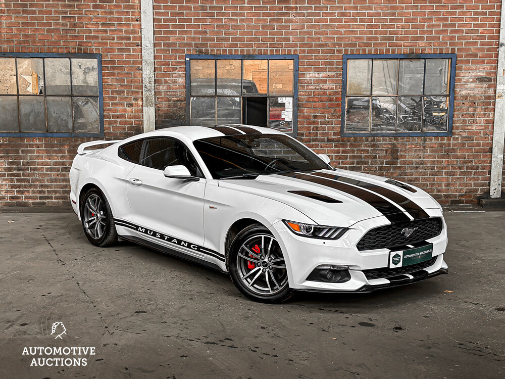 Ford Mustang 3.7 V6 300pk 2016