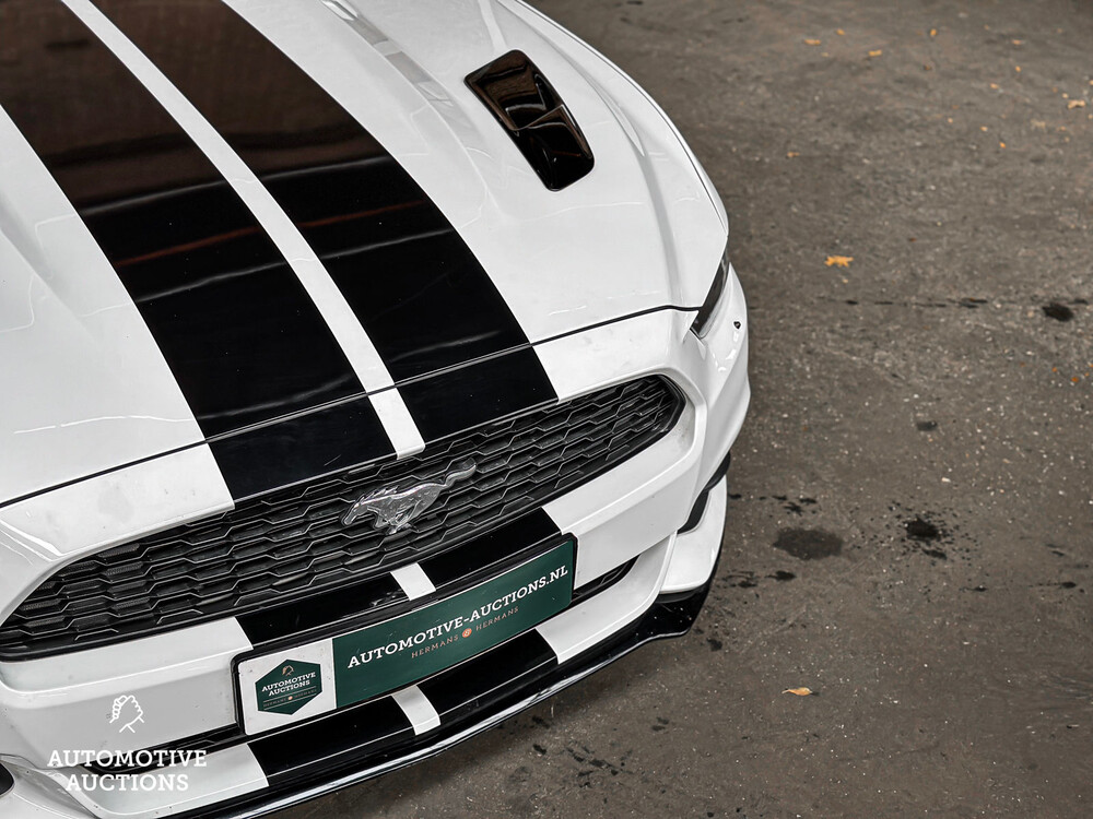 Ford Mustang 3.7 V6 300pk 2016