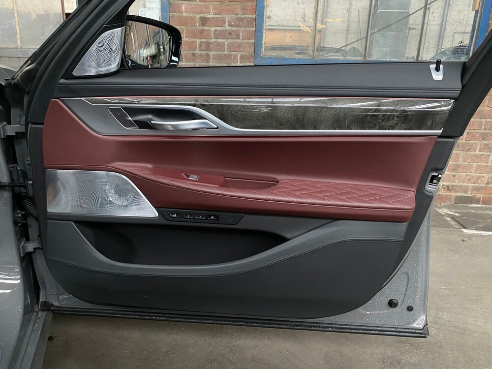 BMW 745e M-Sport High Executive 398hp 2020 7 Series, J-756-GR