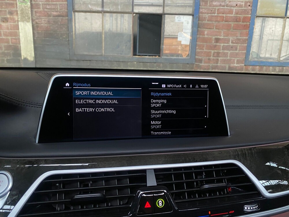 BMW 745e M-Sport High Executive 398hp 2020 7 Series, J-756-GR