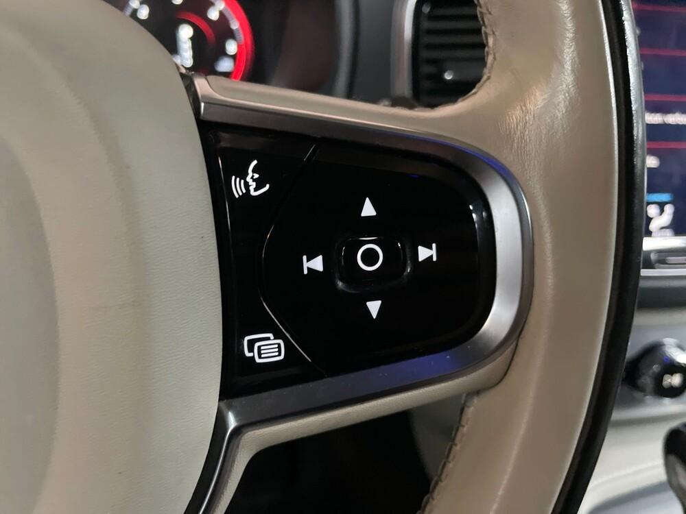 Volvo XC90 D5 224pk 2015, V-168-VX