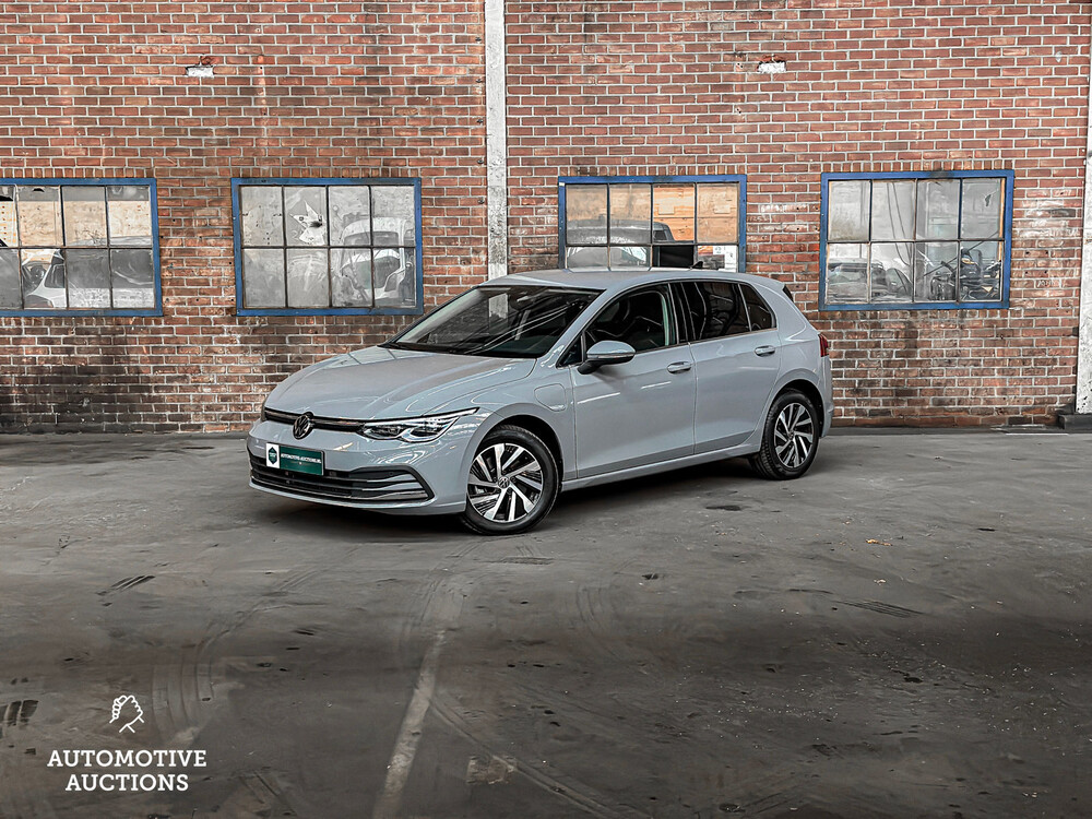 Volkswagen Golf MK8 1.4 eHybrid Style 204pk 2021 Plug-in Hybride , S-197-PG