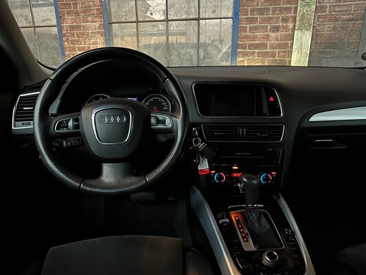 Audi Q5 2.0 TFSI S-Tronic Quattro Pro Line 211hp 2009, 9-TGV-01