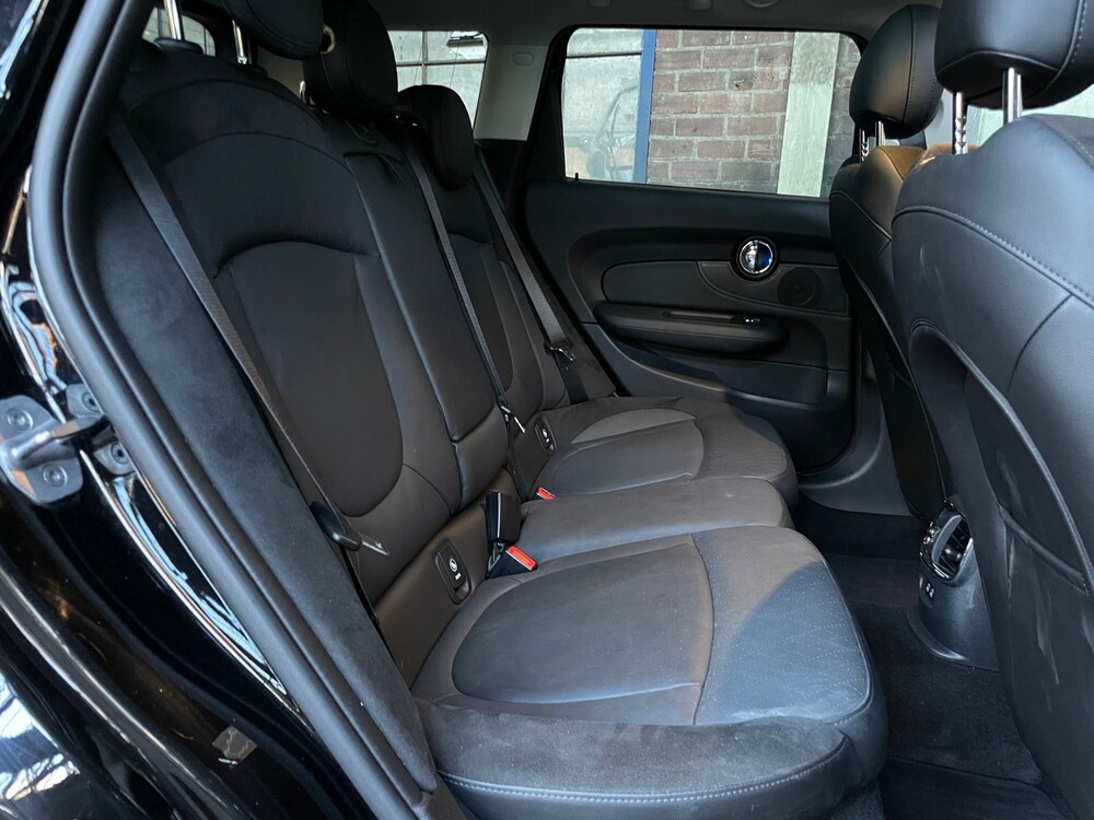 Mini Clubman Cooper S ALL4 -John Cooper Works- 192pk 2021, X-890-FV -Fabrieksgarantie-