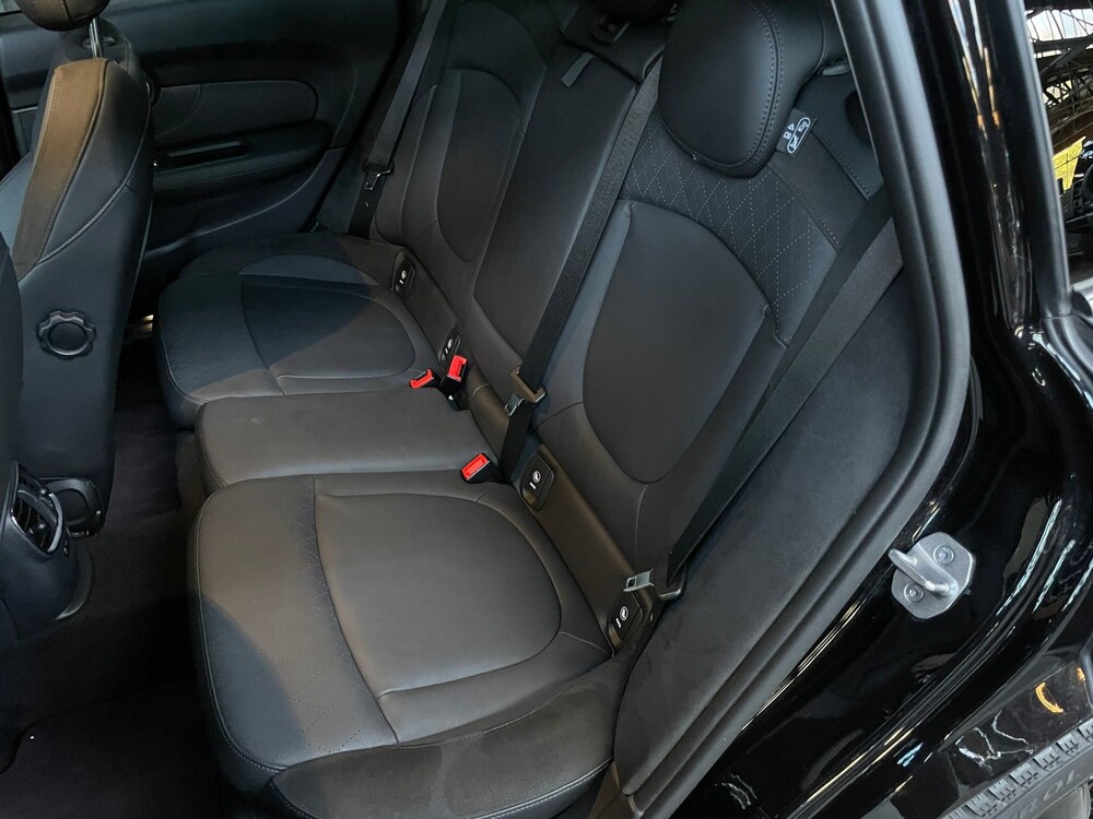 Mini Clubman Cooper S ALL4 -John Cooper Works- 192pk 2021, X-890-FV -Fabrieksgarantie-