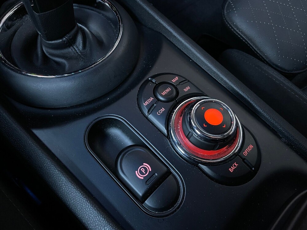 Mini Clubman Cooper S ALL4 -John Cooper Works- 192pk 2021, X-890-FV -Fabrieksgarantie-