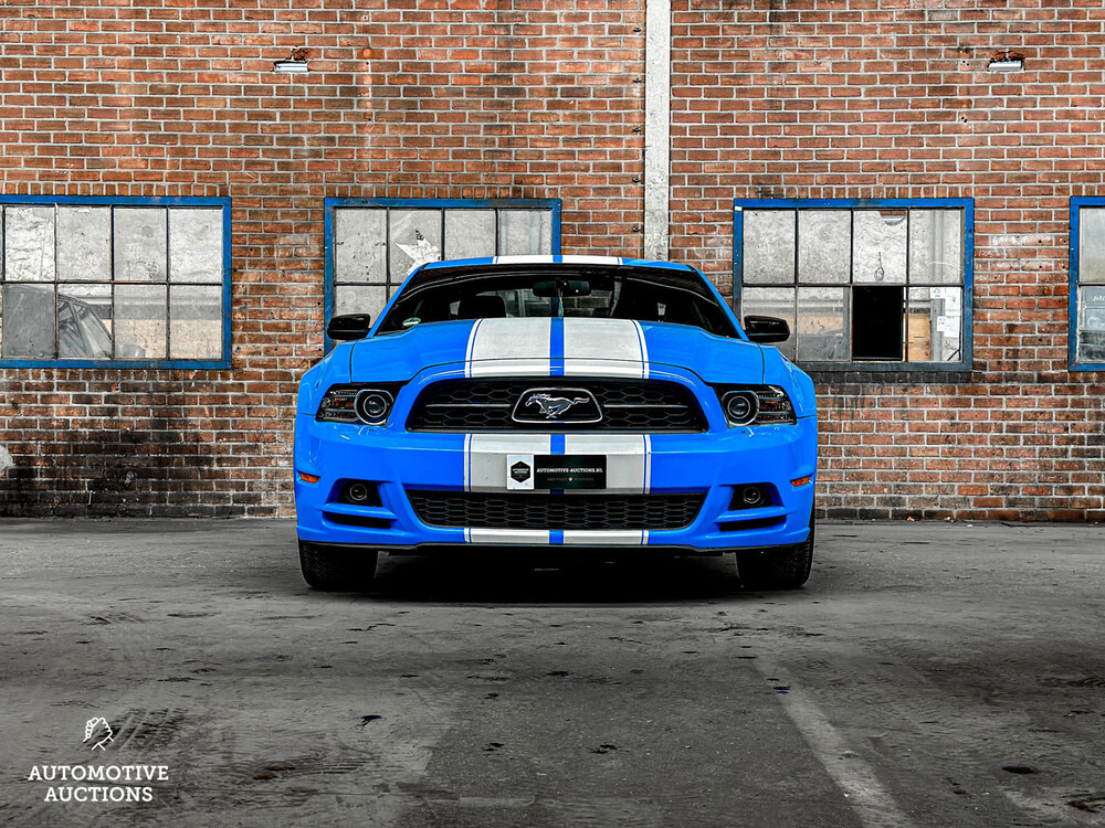 Ford Mustang 3.7 V6 309hp 2014, S-079-ZJ