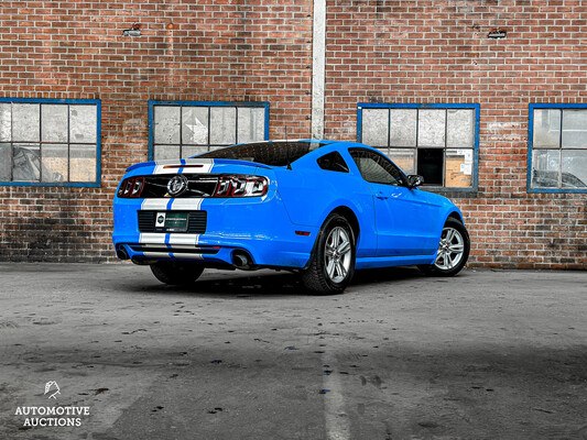 Ford Mustang 3.7 V6 309hp 2014, S-079-ZJ