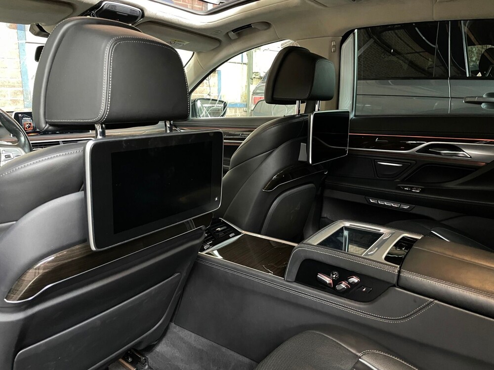 BMW 750Li High Executive 449hp 2016 7-Series, PL-586-X