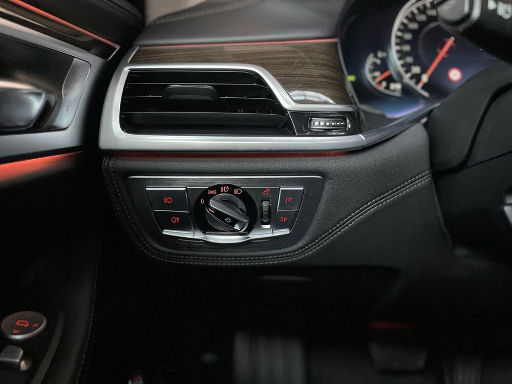 BMW 750Li High Executive 449hp 2016 7-Series, PL-586-X