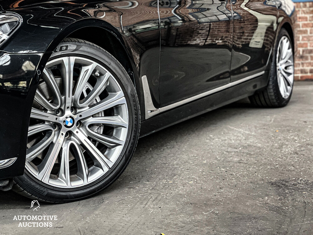 BMW 750Li High Executive 449hp 2016 7-Series, PL-586-X