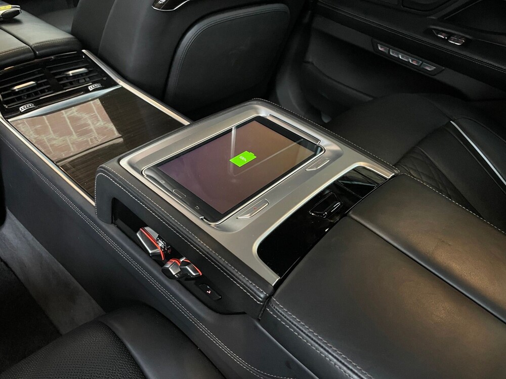 BMW 750Li High Executive 449hp 2016 7-Series, PL-586-X