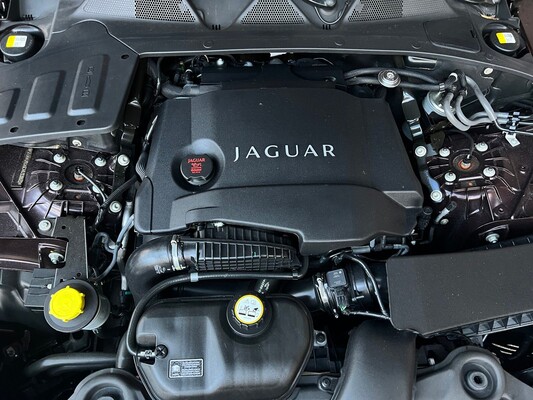 Jaguar XJ LWB 3.0 V6D Supersport 275hp 2012, 64-TPL-9